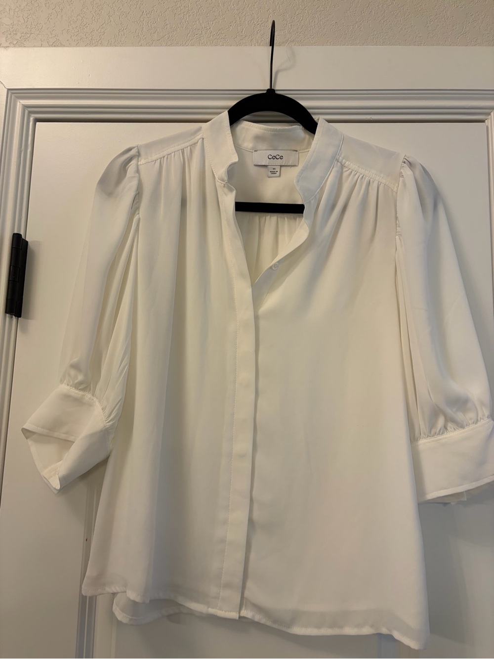 CeCe White Band-Collar Puff-Sleeve Blouse